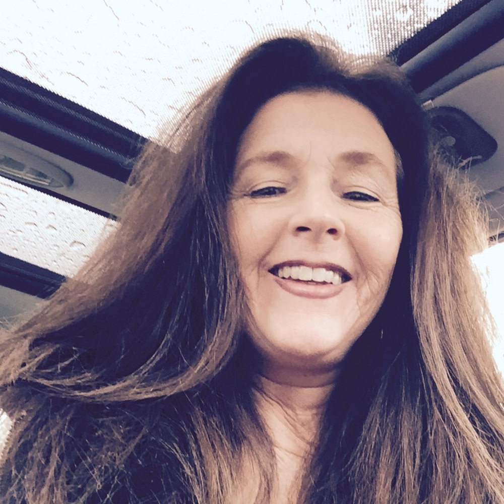 Meet your Posher, Cynthia